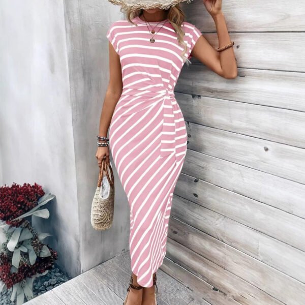 Elegant Waist Strap Striped Round Neck Short Sleeve And Long Pattern Dress